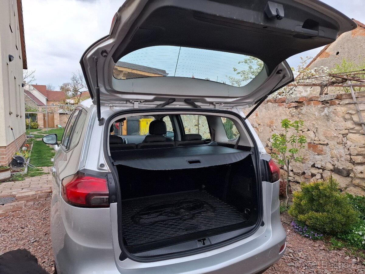 Opel Zafira Tourer - 7