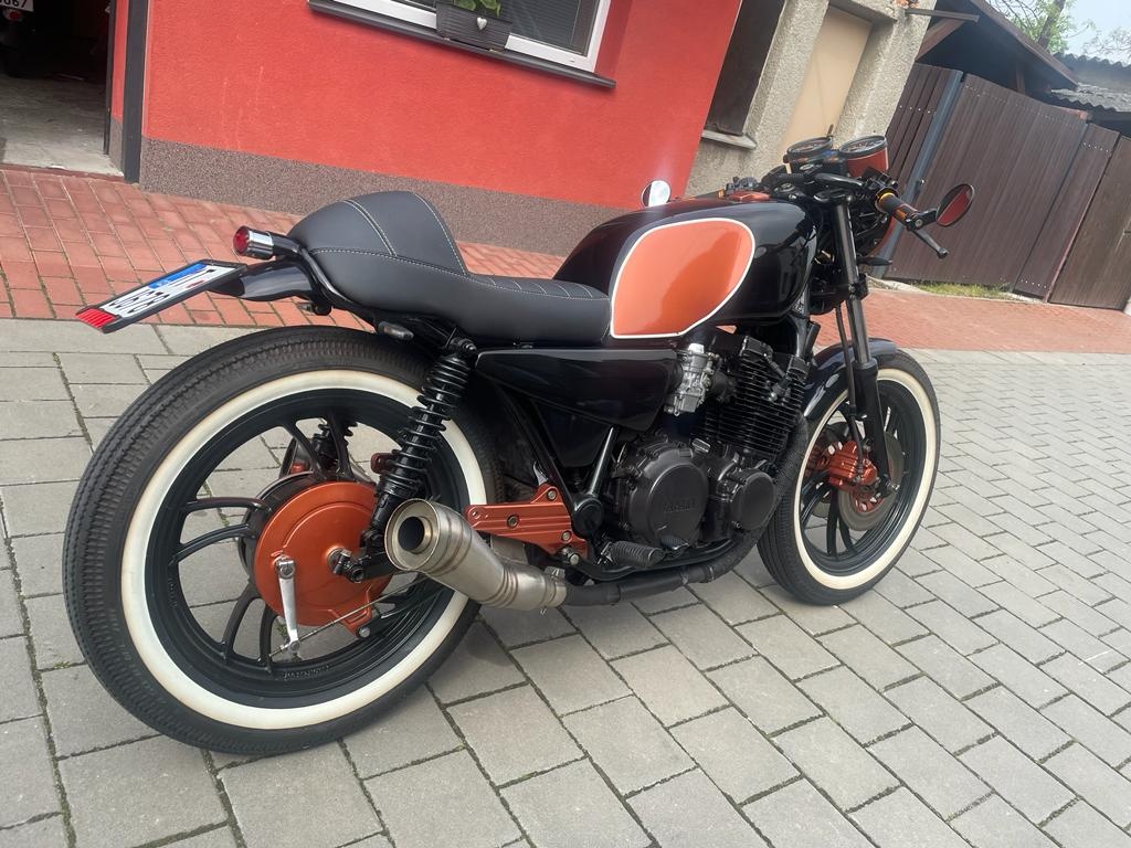 Café racer Yamaha XJ 650 - 7