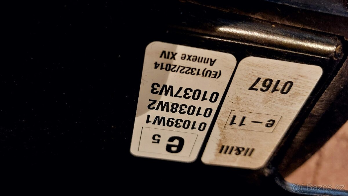 Prodám novou sedačku ZETOR - 7