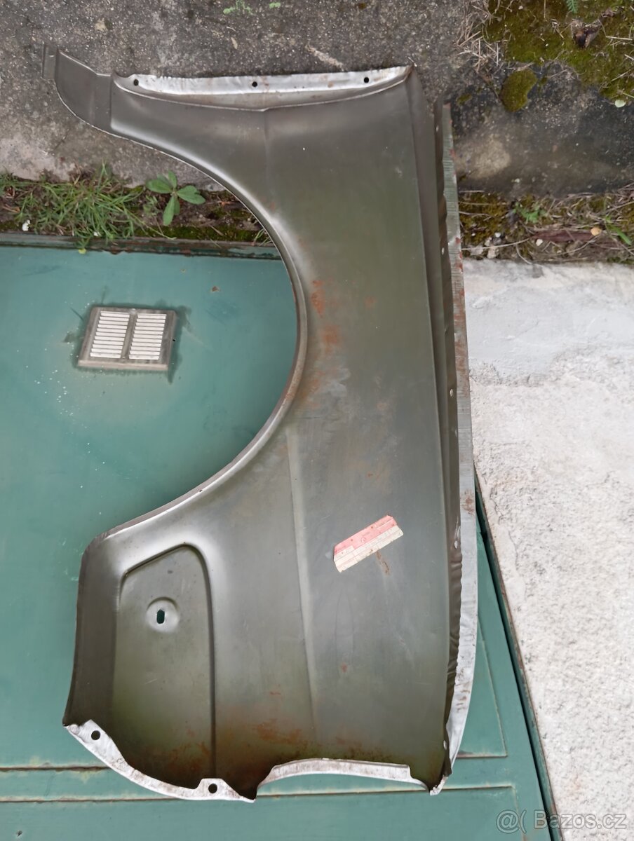 Blatníky Škoda 120, Favorit,trubky body,lem zadni - 7