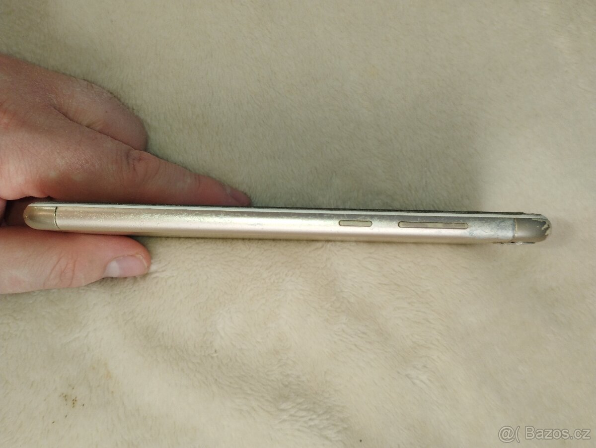 nefunkční mobilní telefony - 7