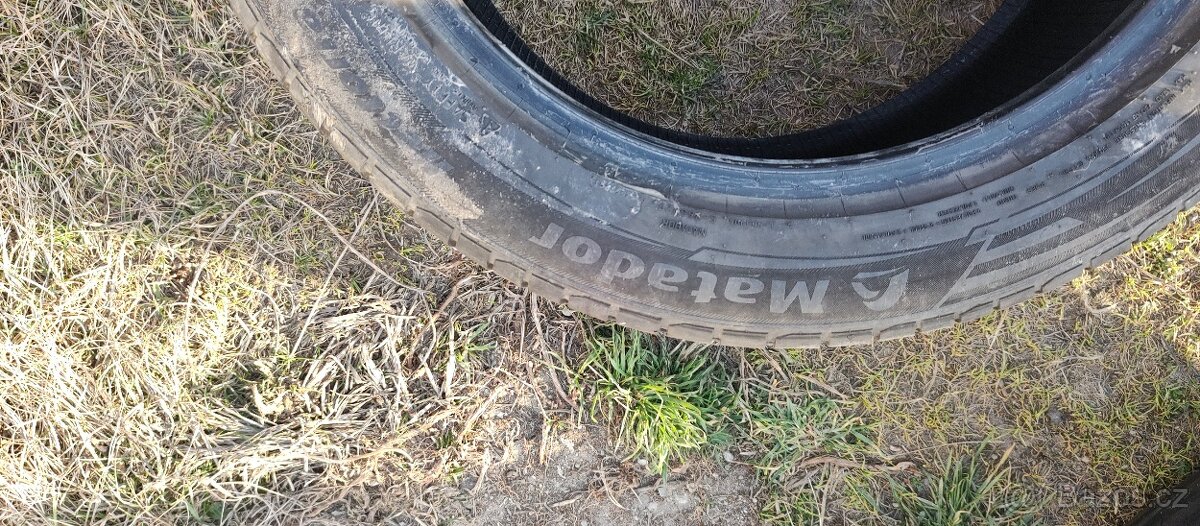2x Pneu Matador 235/50 R18 - 7