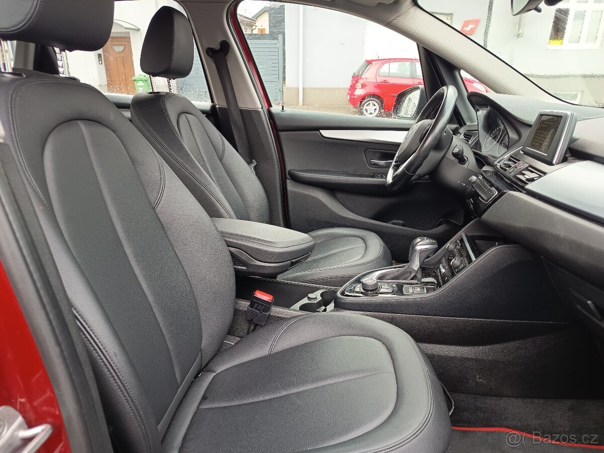 BMW 218i Active Touter ČR 78tkm - 7
