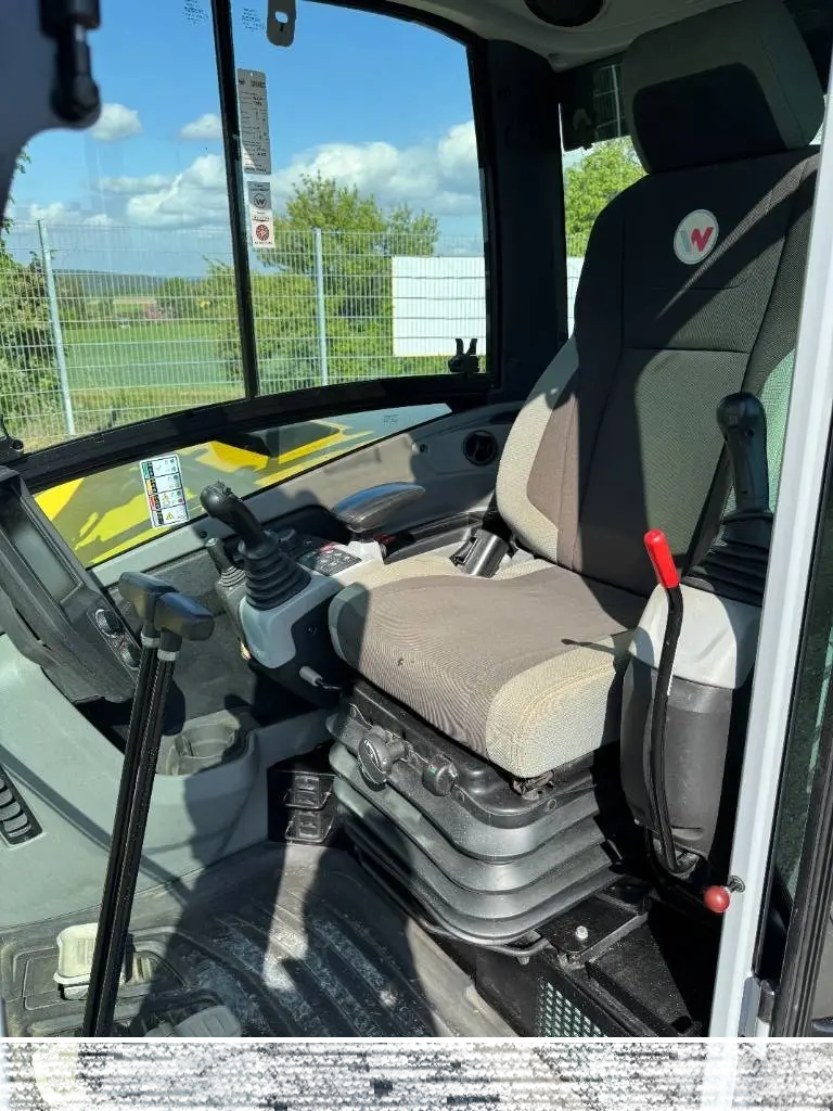 Pásový bagr Wacker Neuson EZ 80 - 7