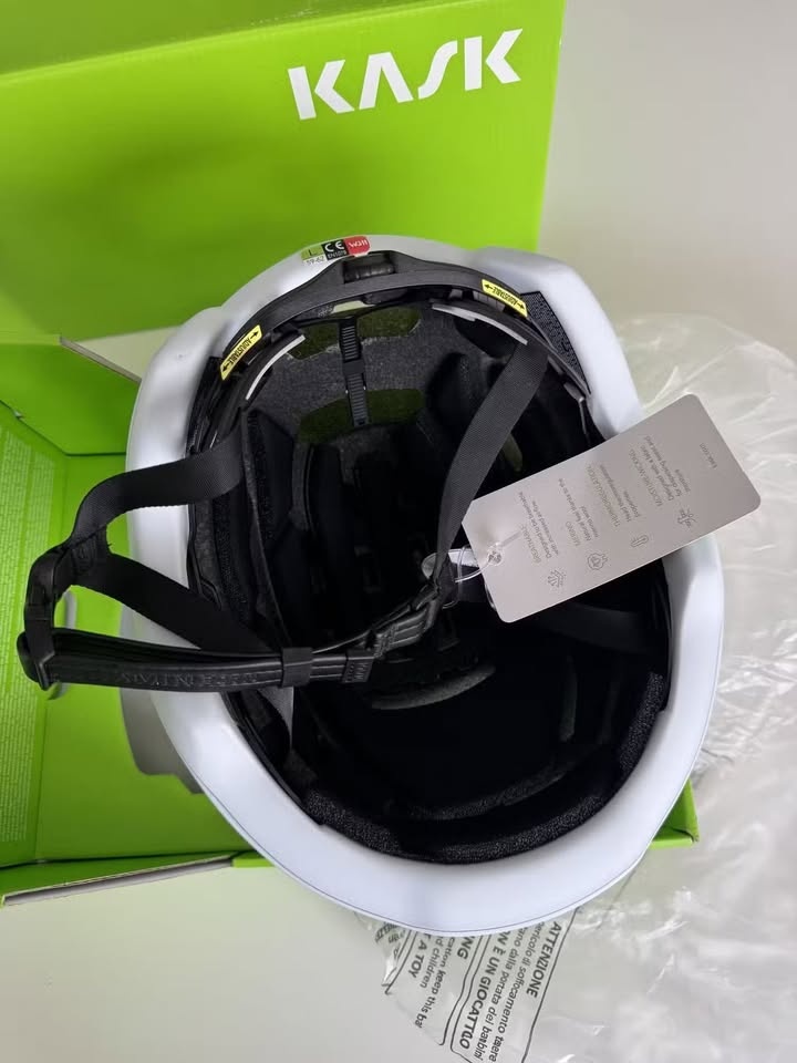 Silniční helma KASK WASABI - velikost L - NOVÁ - 7