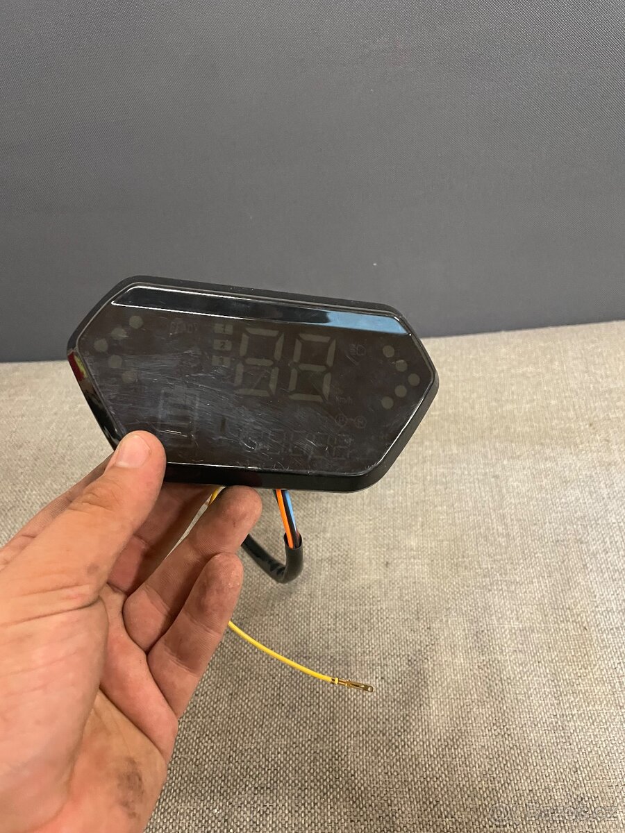 Na motorku (díly,příslušenství) - 7