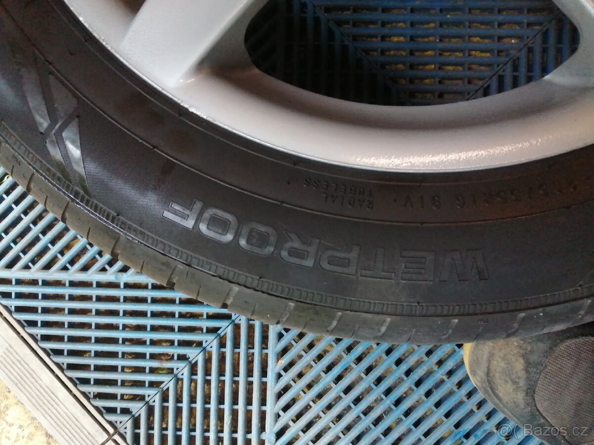 Alu r16 s pneu 205/55 letní 5x114 - 7