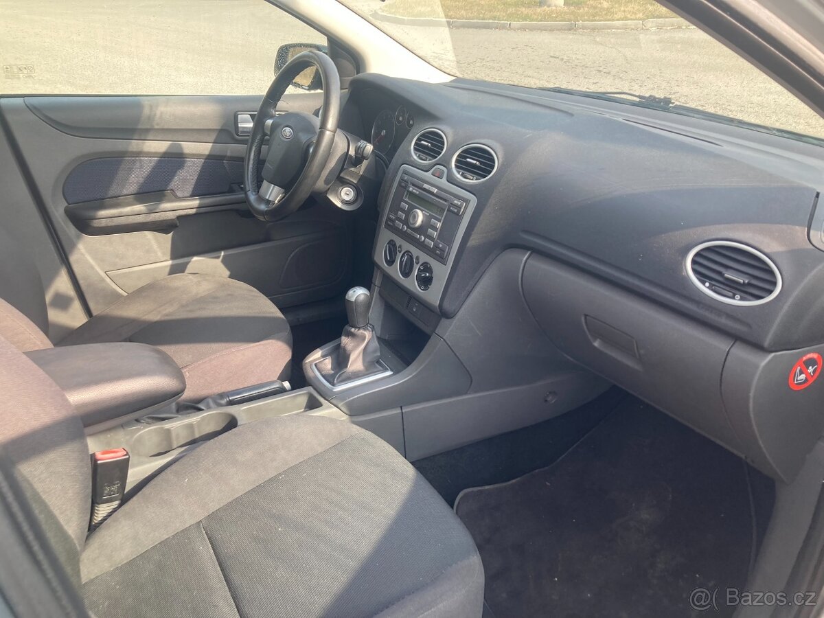 FORD FOCUS 1,6i 85kW RV 2005 STK do 02/2028 - 7
