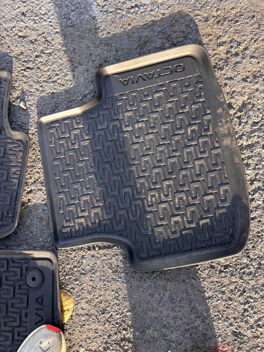 Prodám koberečky Škoda - 7