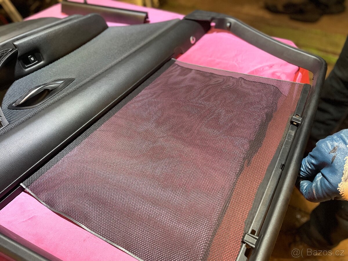 BMW E91 Tapecy a rolety - 7