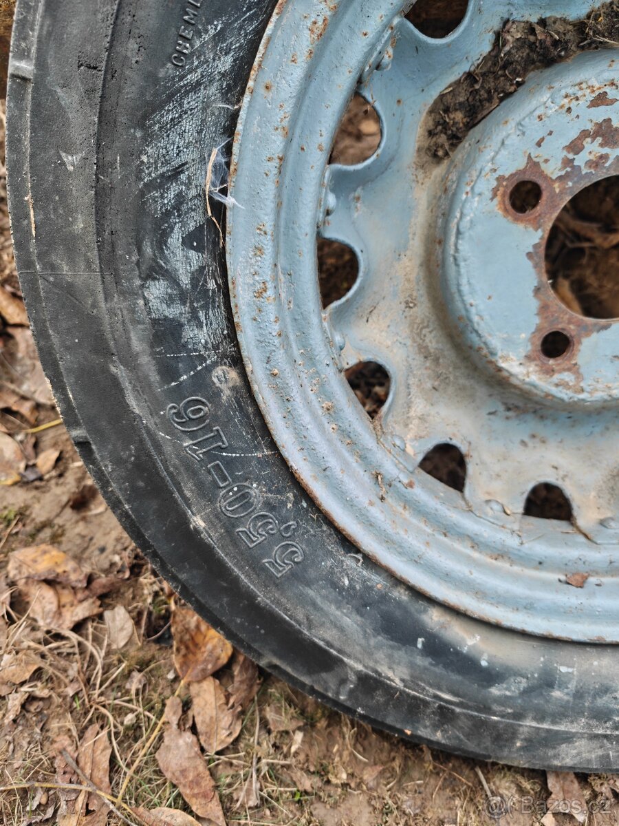 Kola na traktor Zetor 25 - 7