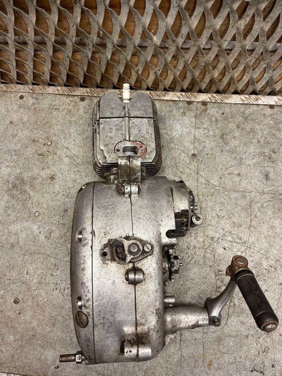 Motor Jawa pionýr 05 - 7