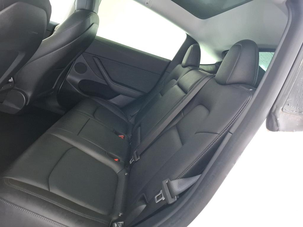 Tesla Model Y AWD 4x4 Long Range - 1855 - 7