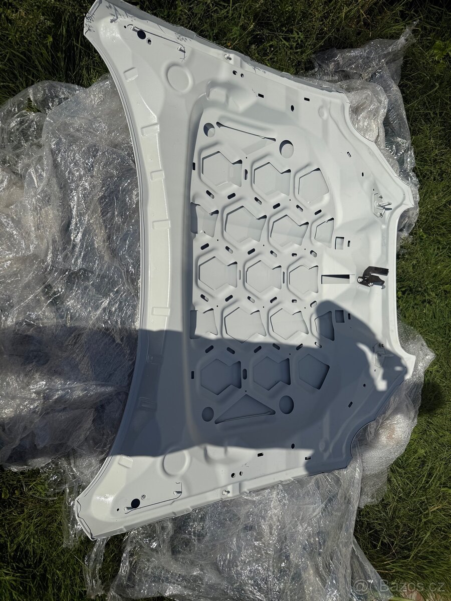 Kapota Jaguar XF 2010 Bílá - 7