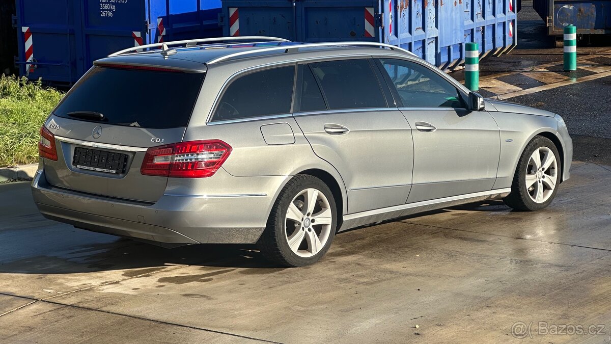Mercedes-Benz E-Class W212 220 CDI • Avantgarde • 2011 - 7