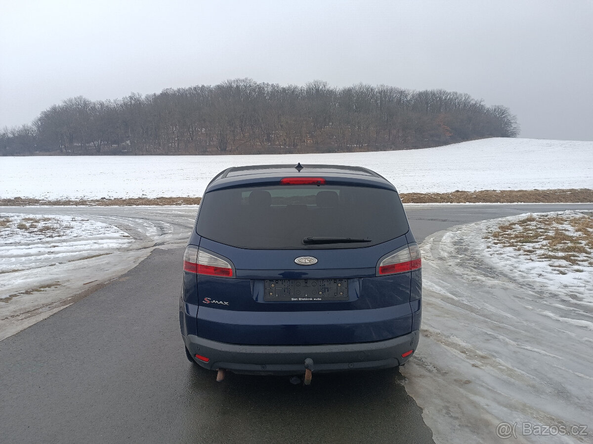 Ford S MAX 2.0 i benzín flexifulel TITANIUM 7 míst - 7