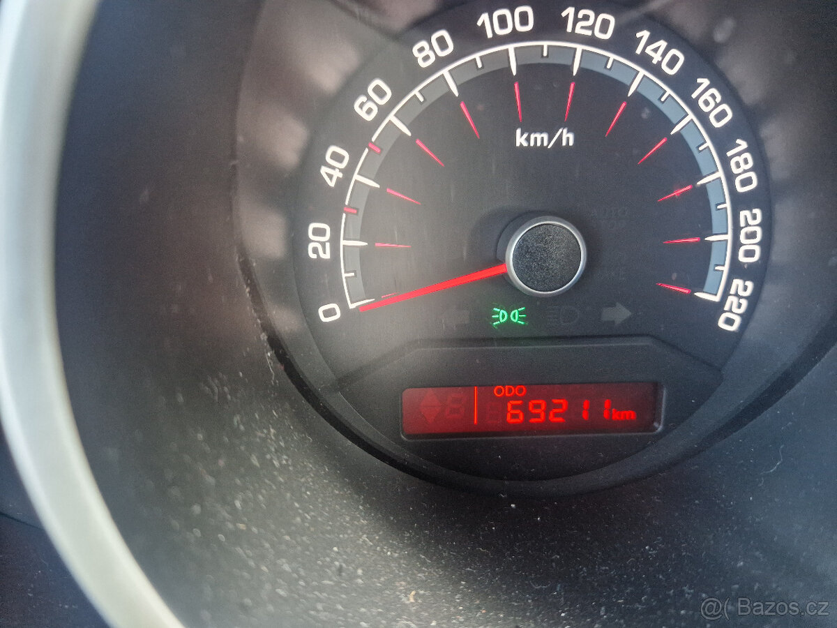 Kia Venga 1.4 CVVT, 6/2013 ČR - 7