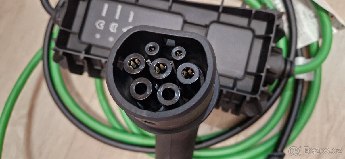 Nabíječka elektromobilu 3,7 kW NOVÁ - 7
