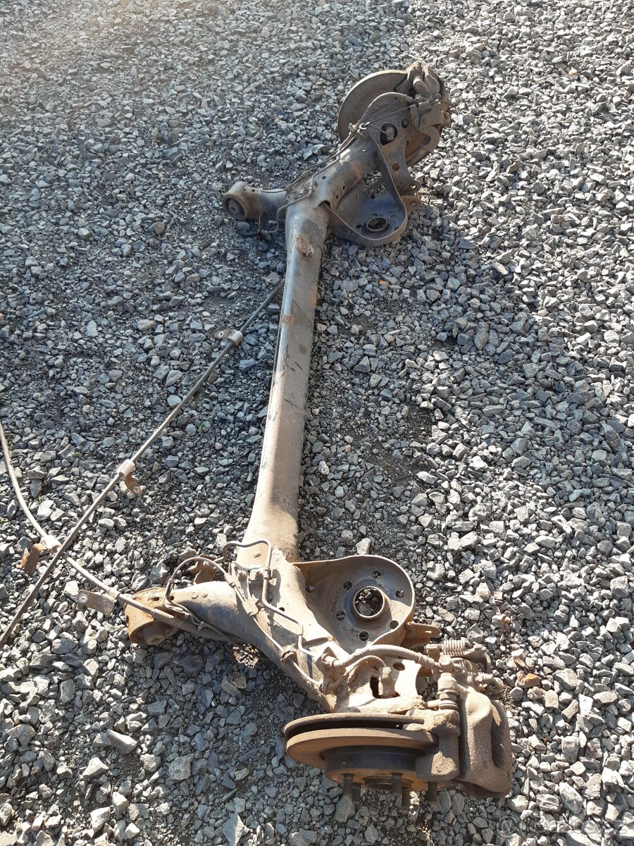 Toyota Auris náprava - 7