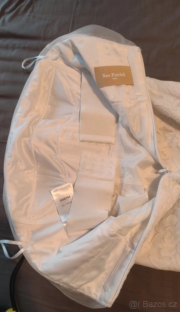 Prodám šaty vel. S - 7