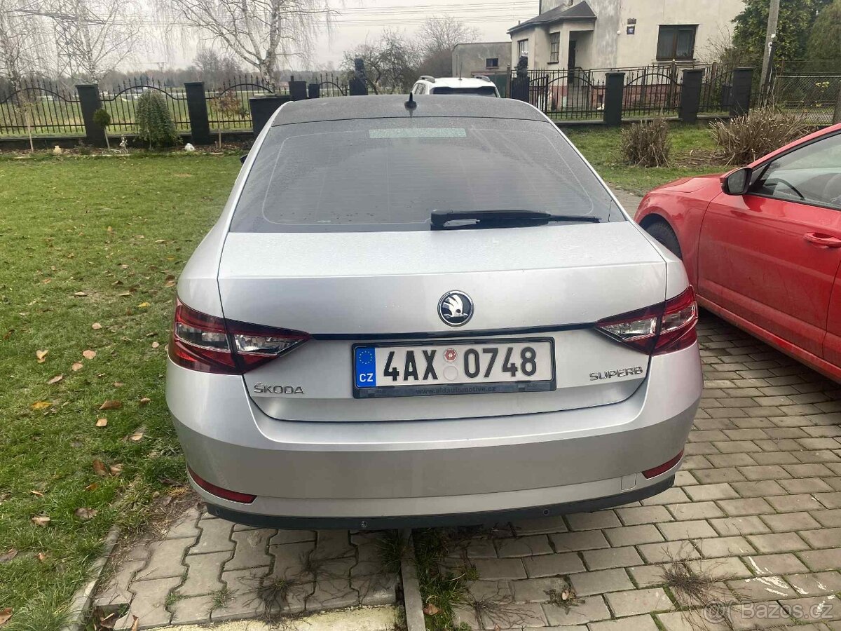 🚗 Škoda Superb 3 2.0 TDI 140 kW – TOP stav, bez investic - 7