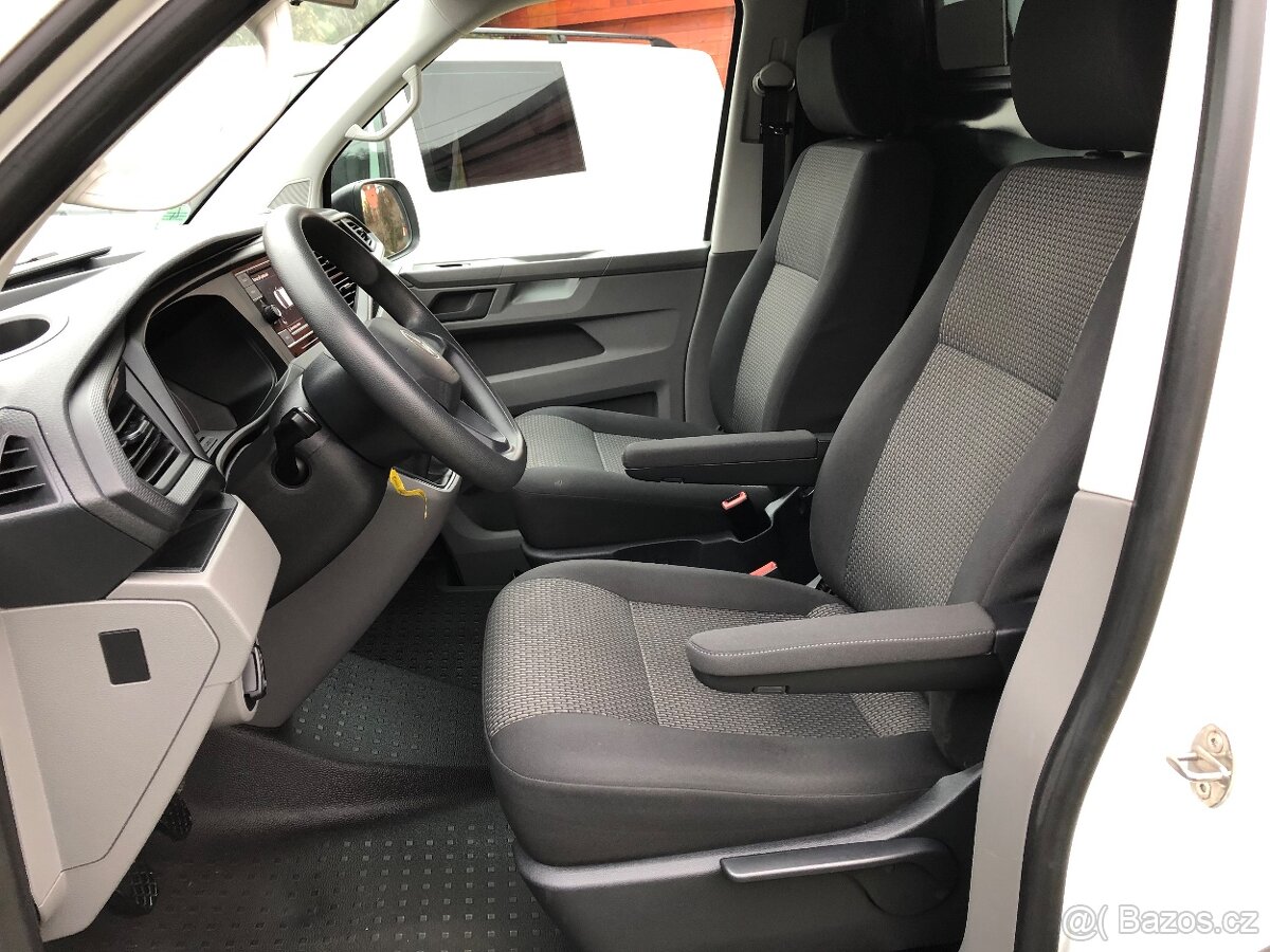 VW Transporter T6.1 DPH 176 tis. km Barva Candy Multivan - 7