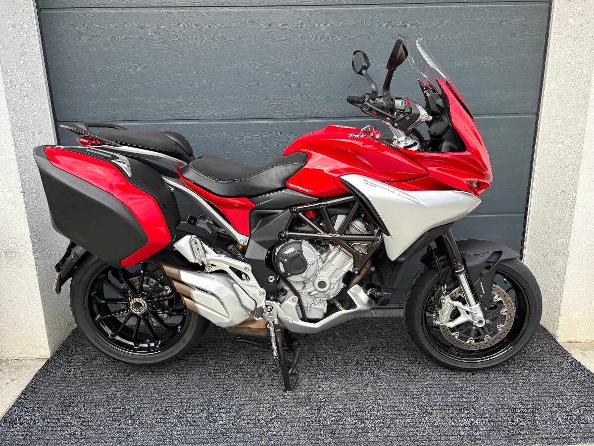MV Agusta Turismo Veloce 800 - 7