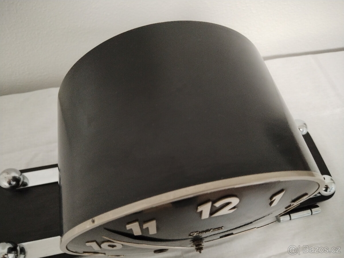 funkcionalistické hodiny Junghans - 7