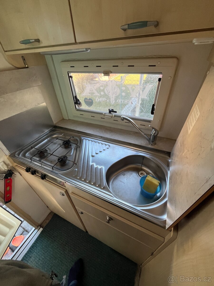 Obytný přívěs karavan - 7