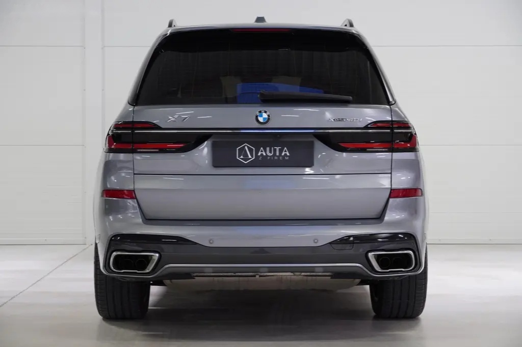 BMW X7, 40i,M-paket,ČR,DPH,HUD, - 7
