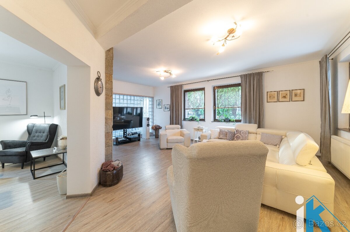 Vybavený rodinný dům 5+1 - 7