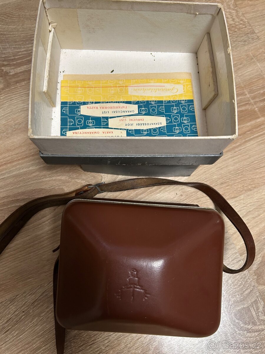 Prakti fotoaparát - 7