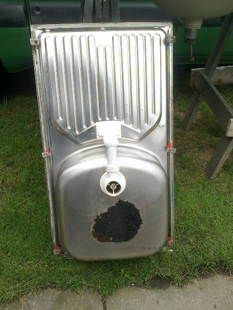 Drez s odkapavacem a koupelnove umyvadlo s deskou - 7