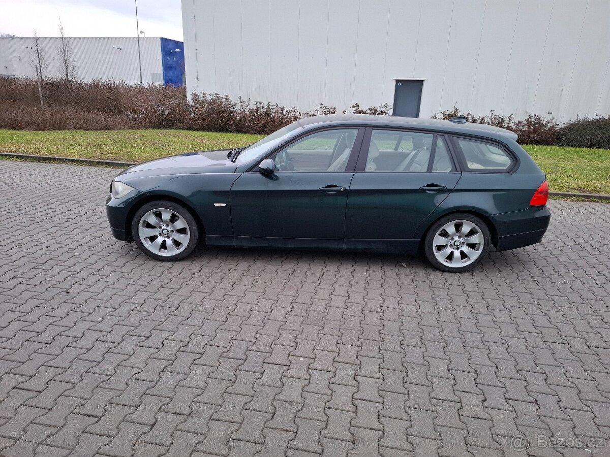 prodám BMW e91 320i 110kw manual - 7