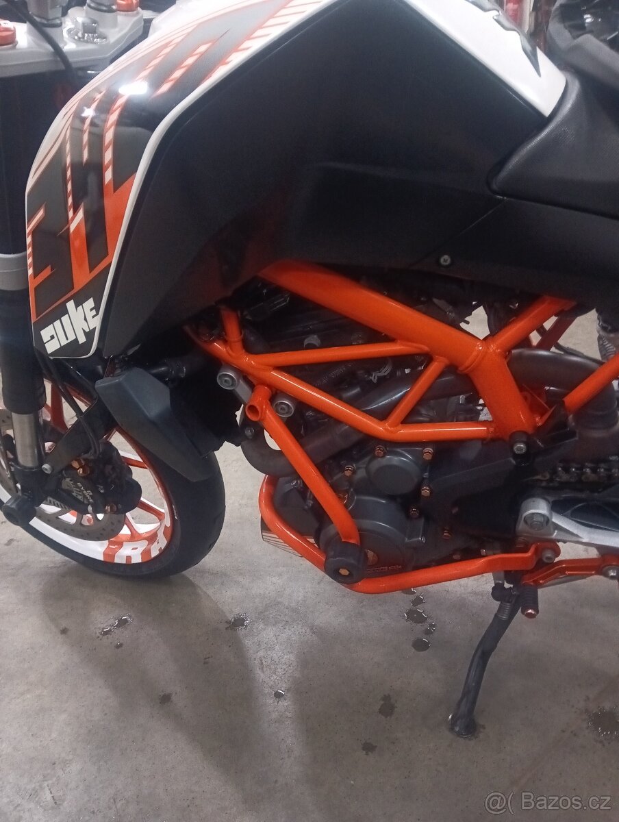 KTM Duke 390 White ABS - 7