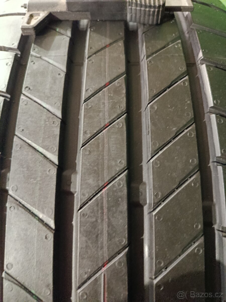 4ks zanovni letni 225/50/18 Bridgestone - 7