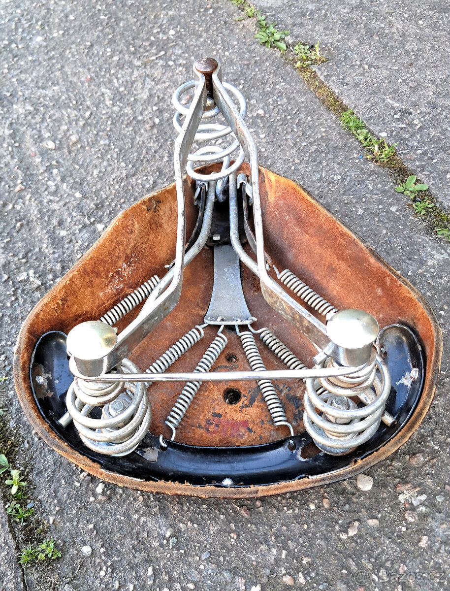 Kožené odpružené retro sedlo - 7