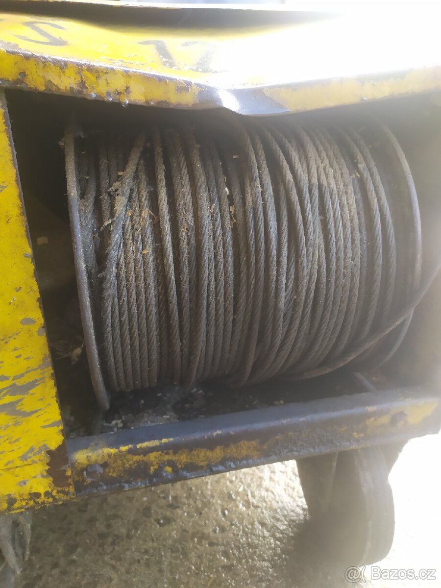 Stavební vrátek - 7