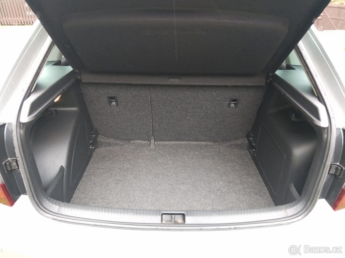 Škoda Rapid spaceback,1,2tsi,77kw,klima,serviska 119000km - 7