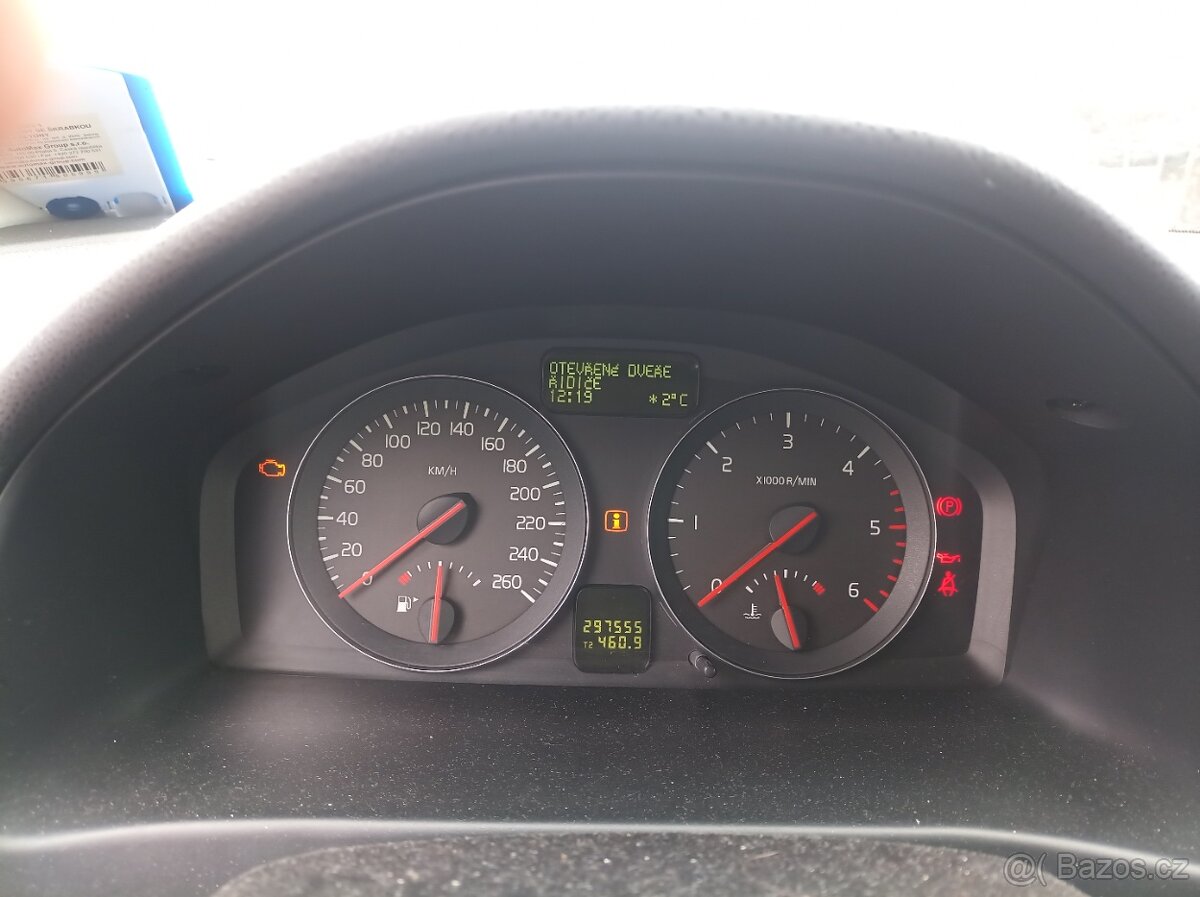 Prodám Volvo V50 1,6 d 80 kW r.v.2008 - 7