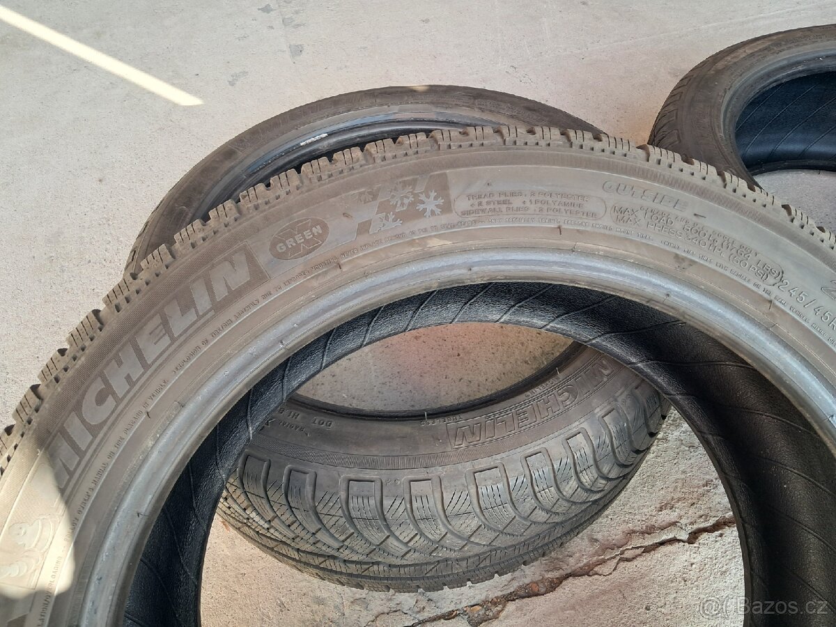 Michelin zimní 245/45 R18 - 7