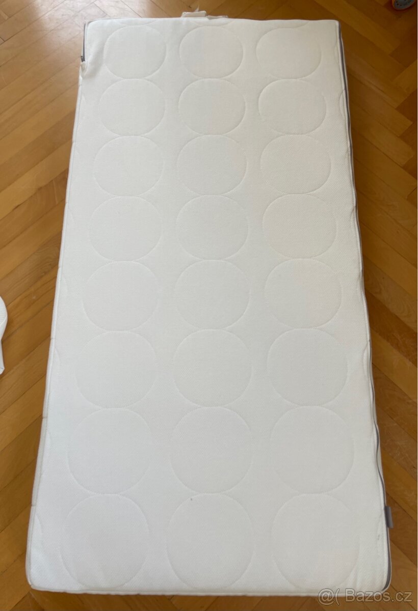 Dětská postýlka IKEA + matrace - 7