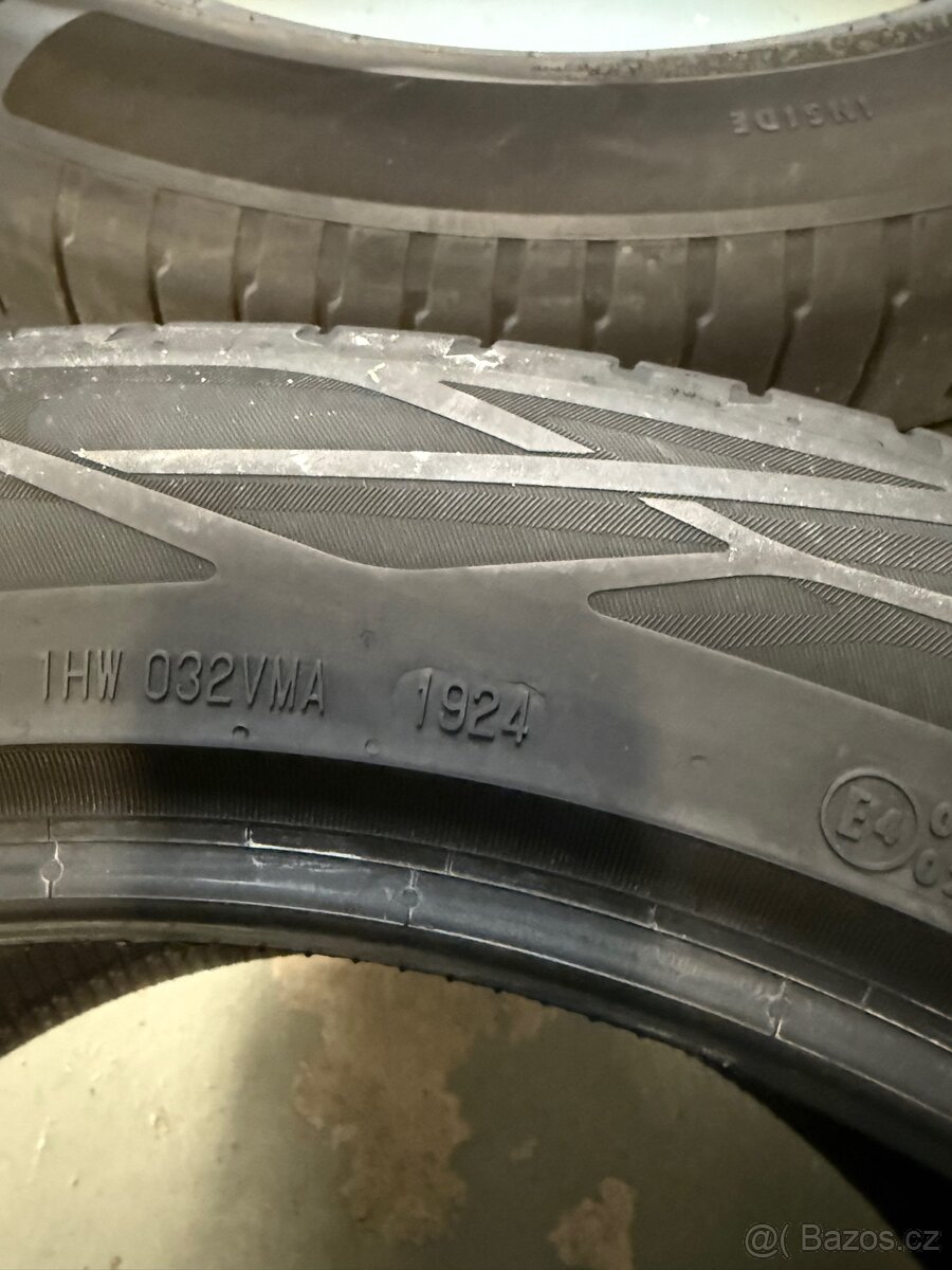 285/45R22 a 325/40R22 - 7