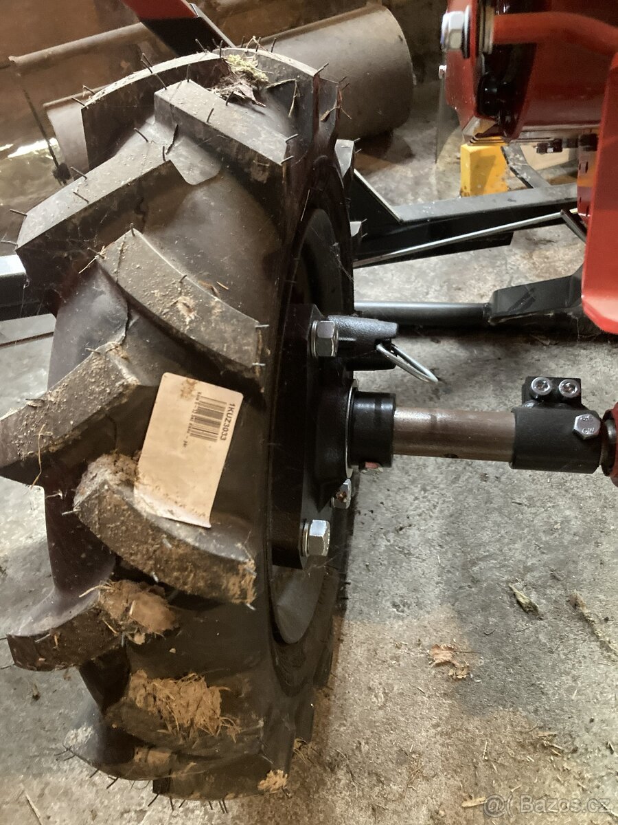 kultivátor s vozíkem - 7