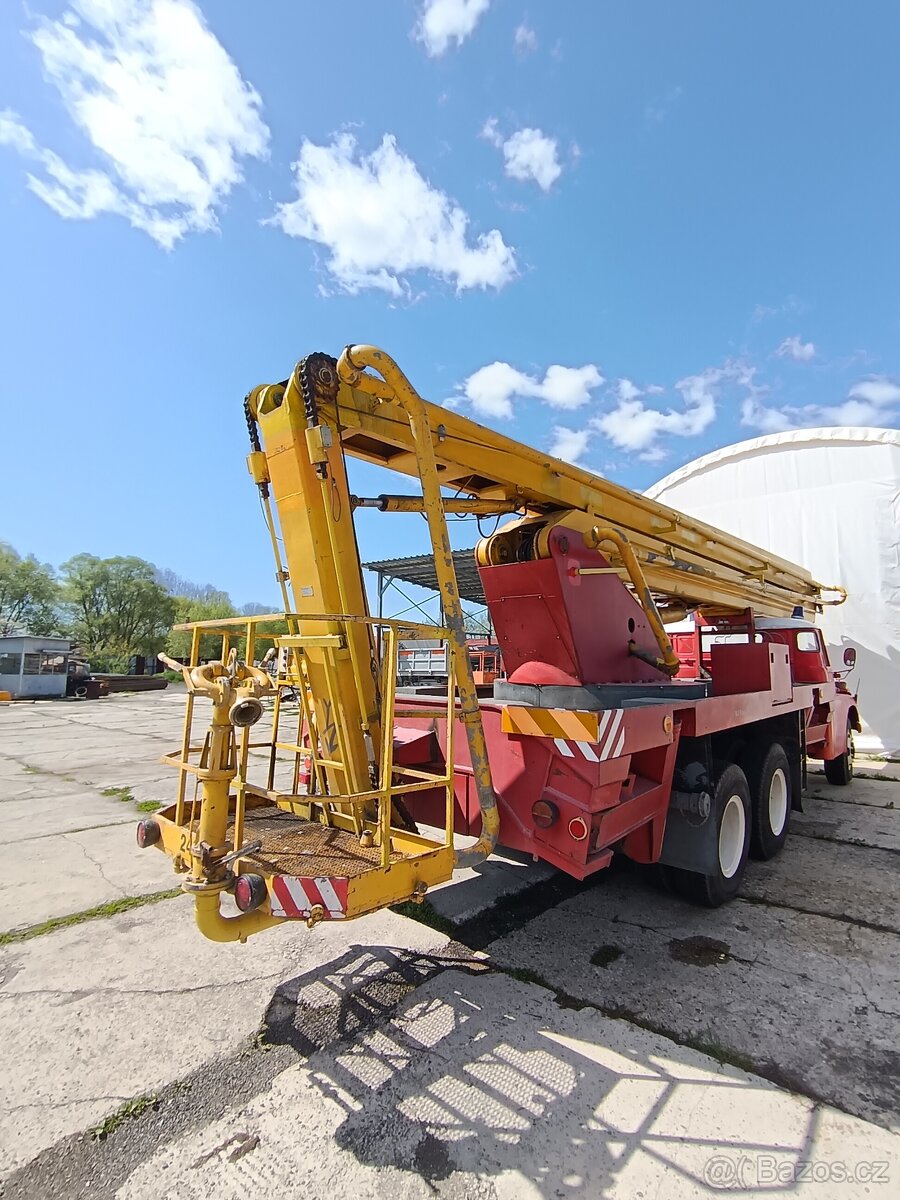 Tatra 148 , 138... Plošina MP 27 - 7