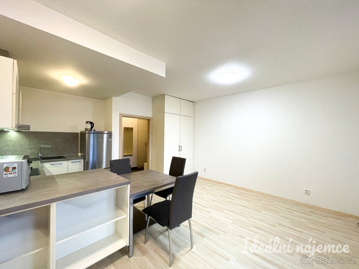Pronájem bytu 1+kk, U Leskavy, Starý Lískovec, 14.700 Kč/mě - 7