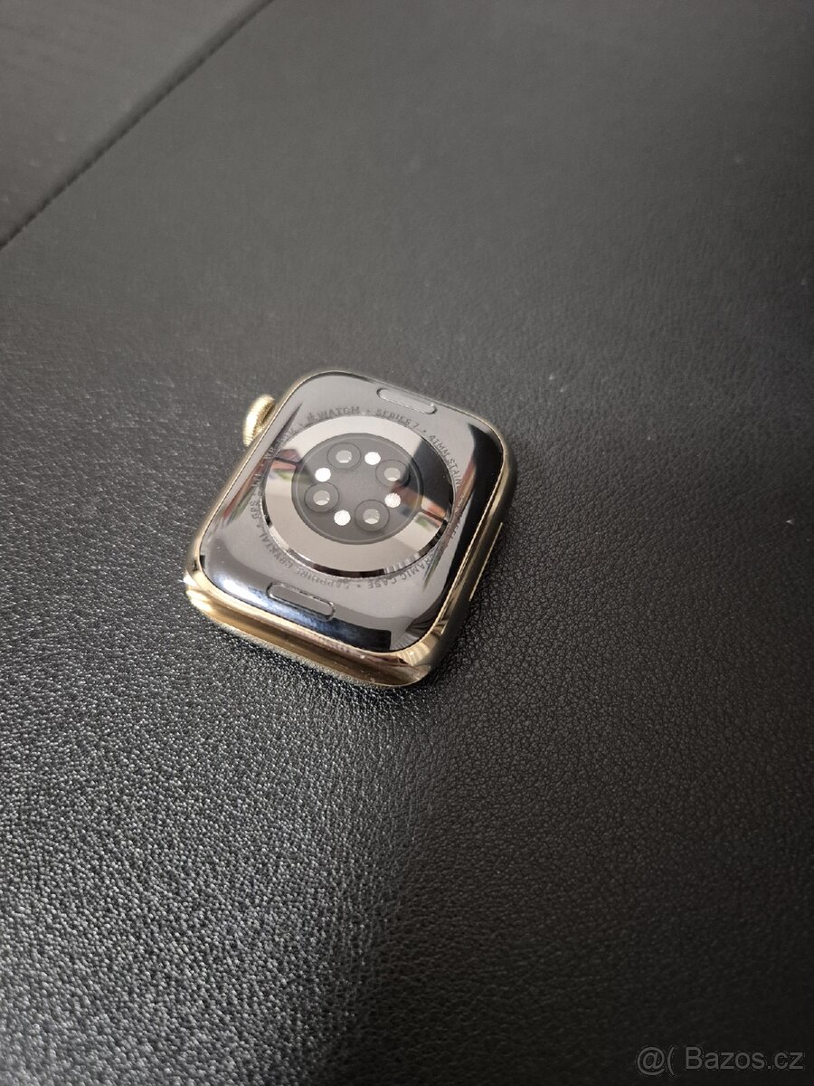 Apple watch series 7 cellular, 41 mm, gold/zlaté - 7
