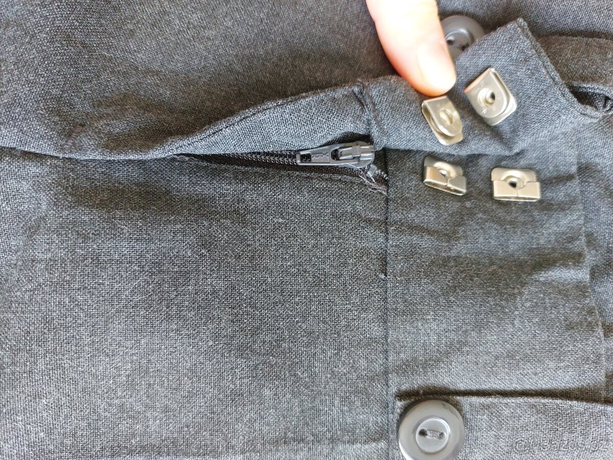 Tepláky vel. 122/128 + kalhoty na 8-9 let - 7