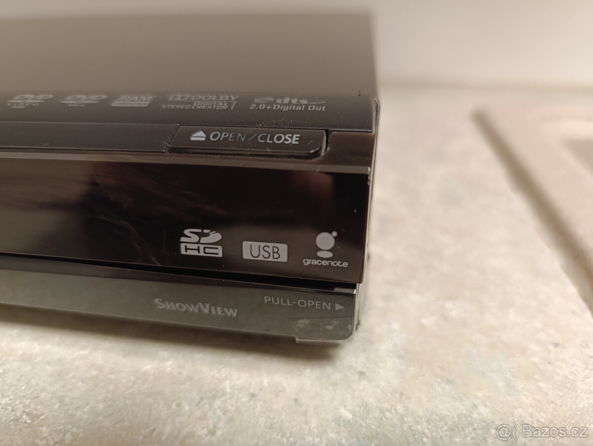 DVD rekordér PANASONIC DMR-EH63 - 250 GB HDD - HDMI- DV IN - 7