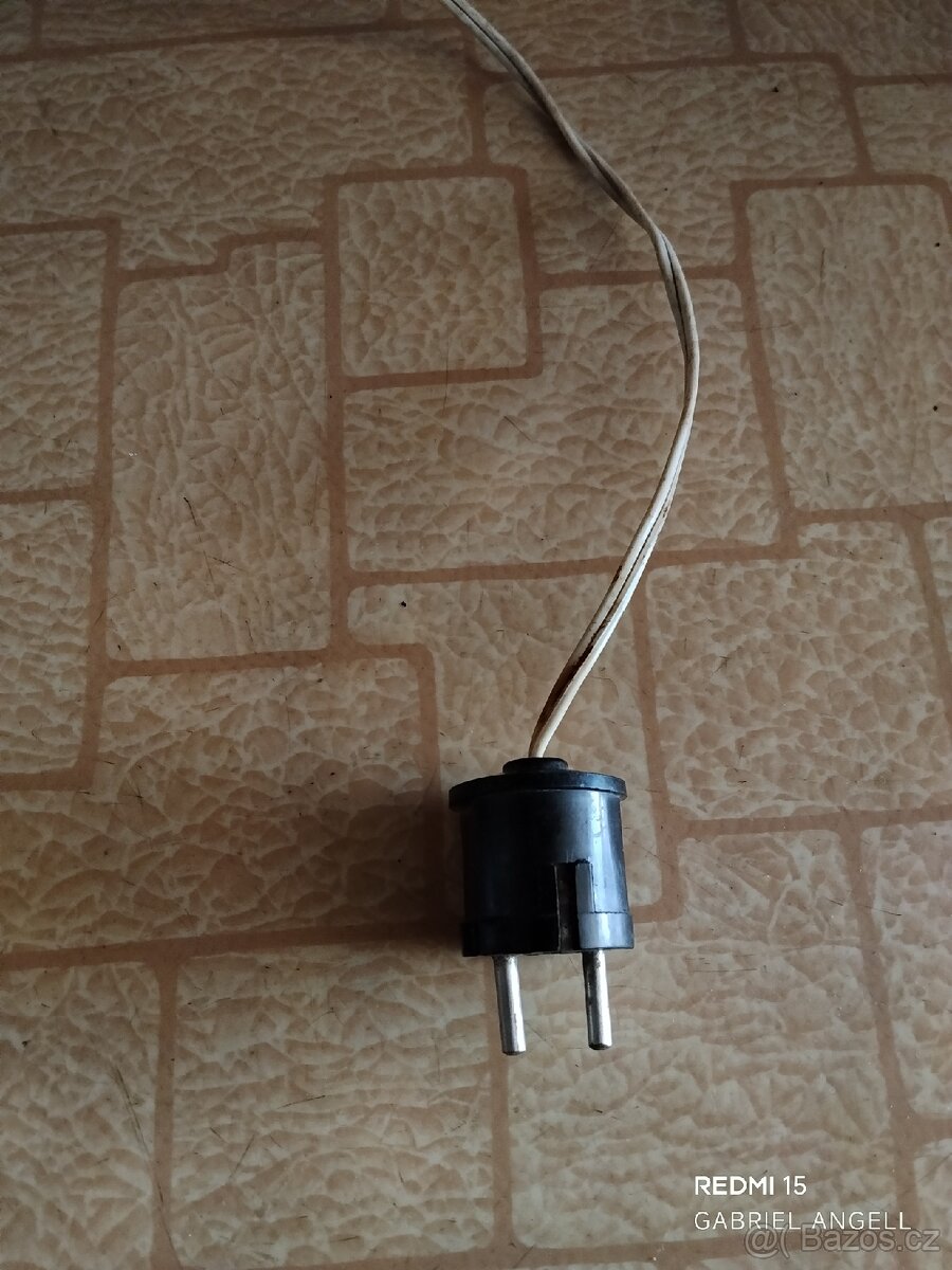 Černá lucernička - 7